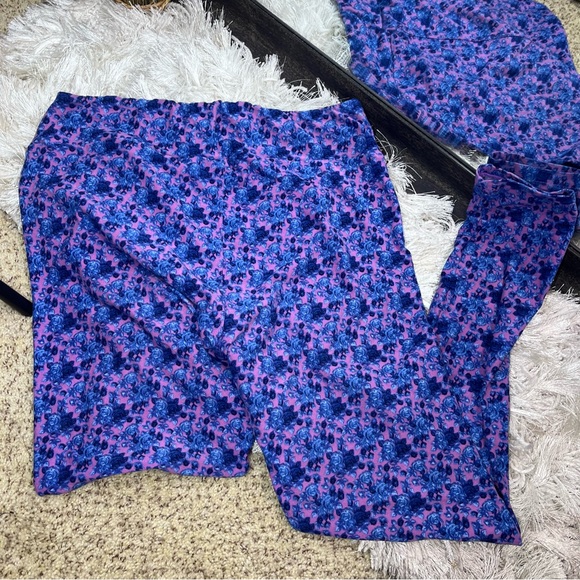 🌼3/$30🌼Lularoe Tall & Curvy One Size Printed Leggings - Picture 4 of 15